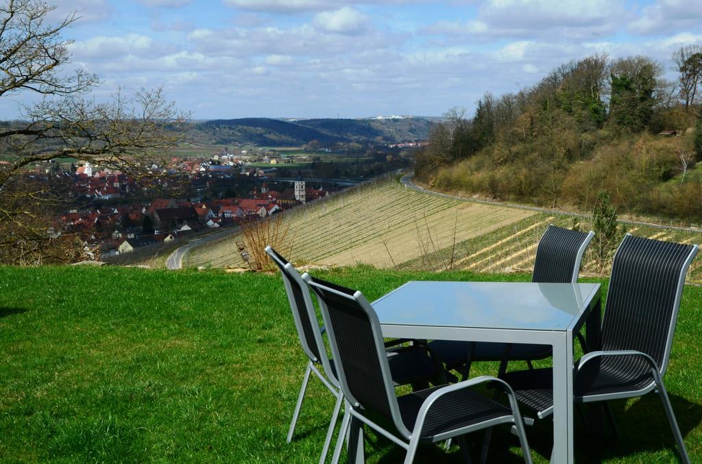 Kirschberghof Gaestehaus Und Weinverkauf Sommerhausen Exteriér fotografie
