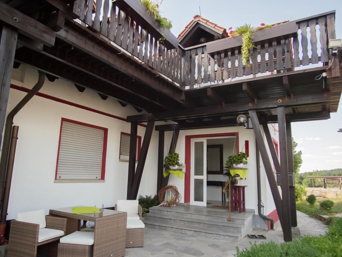 Kirschberghof Gaestehaus Und Weinverkauf Sommerhausen Exteriér fotografie